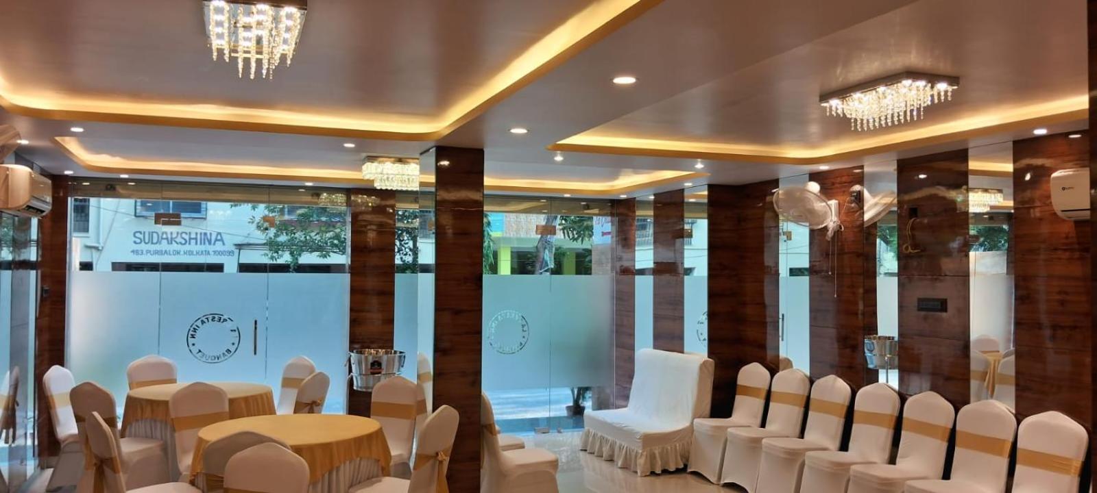 La Cresta Inn Calcutta Exterior foto