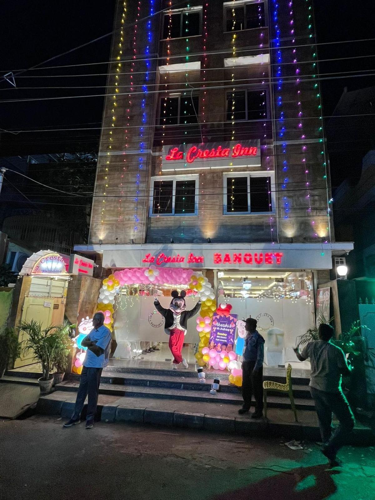 La Cresta Inn Calcutta Exterior foto