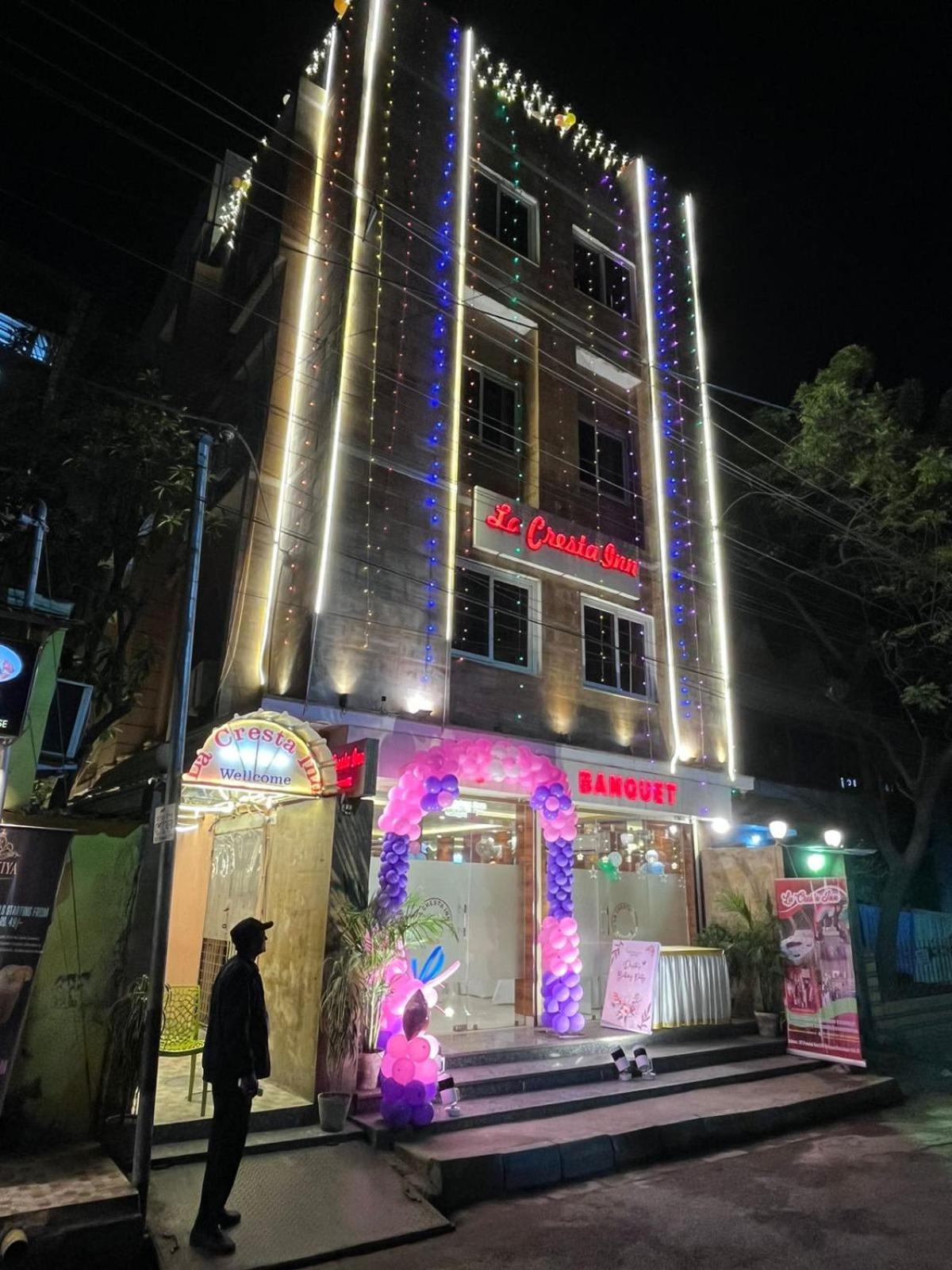 La Cresta Inn Calcutta Exterior foto